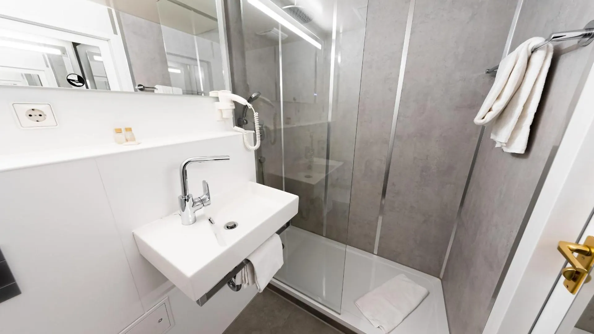 Cityhotel Feuerbach Stuttgart 3*,  Németország